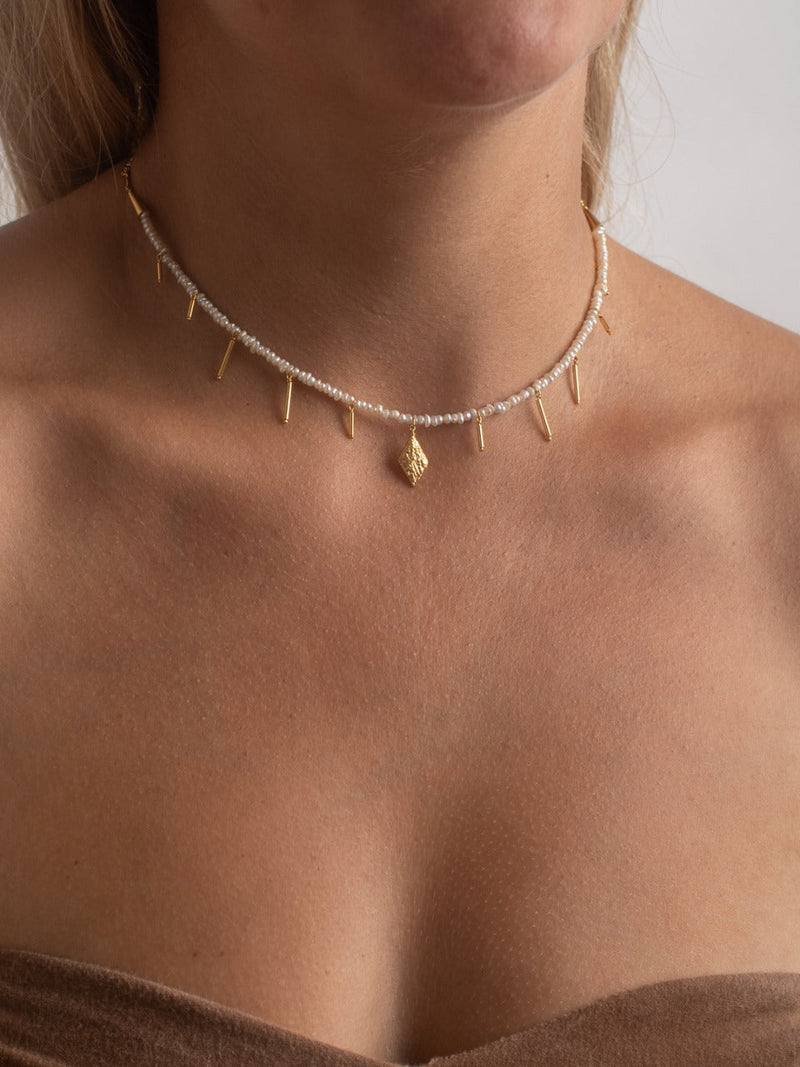 LINI NECKLACE