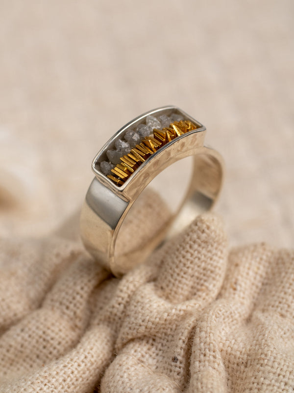 ROUGH DIAMONDS RING